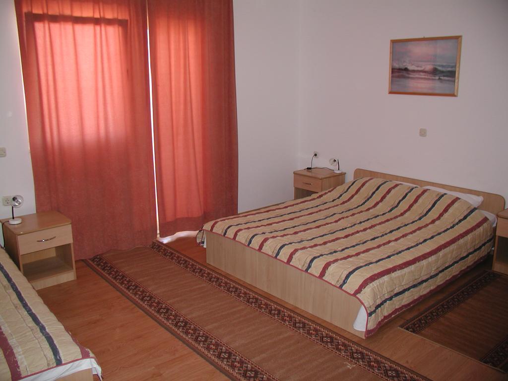 Hotel Tony Паг Стая снимка